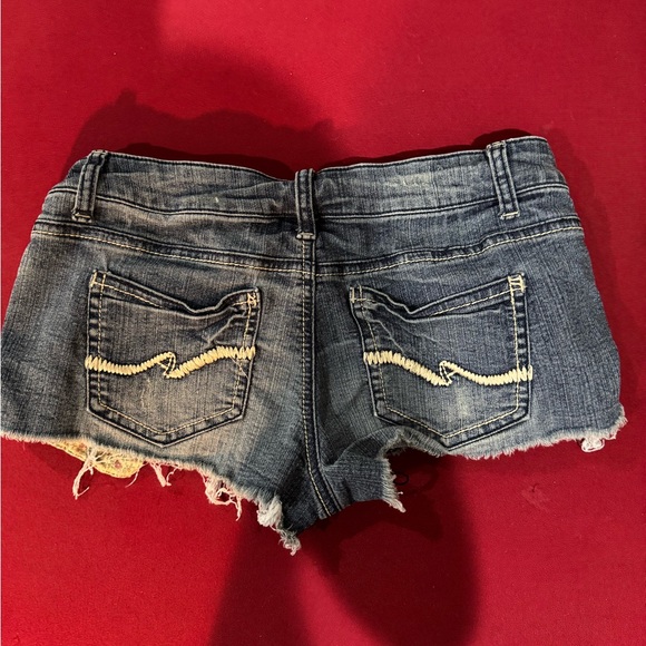 Rue21 Women's Distressed Jean Shorts - Dark Blue - Picture 2 of 4